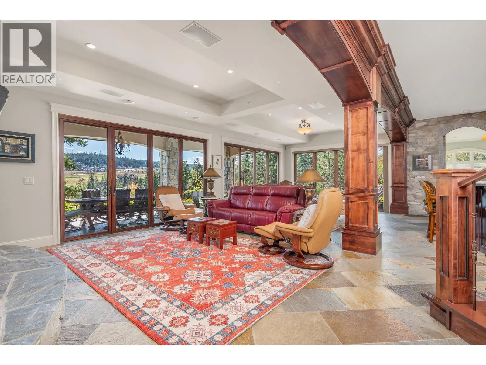 602 Falcon Point Way. Vernon, British Columbia