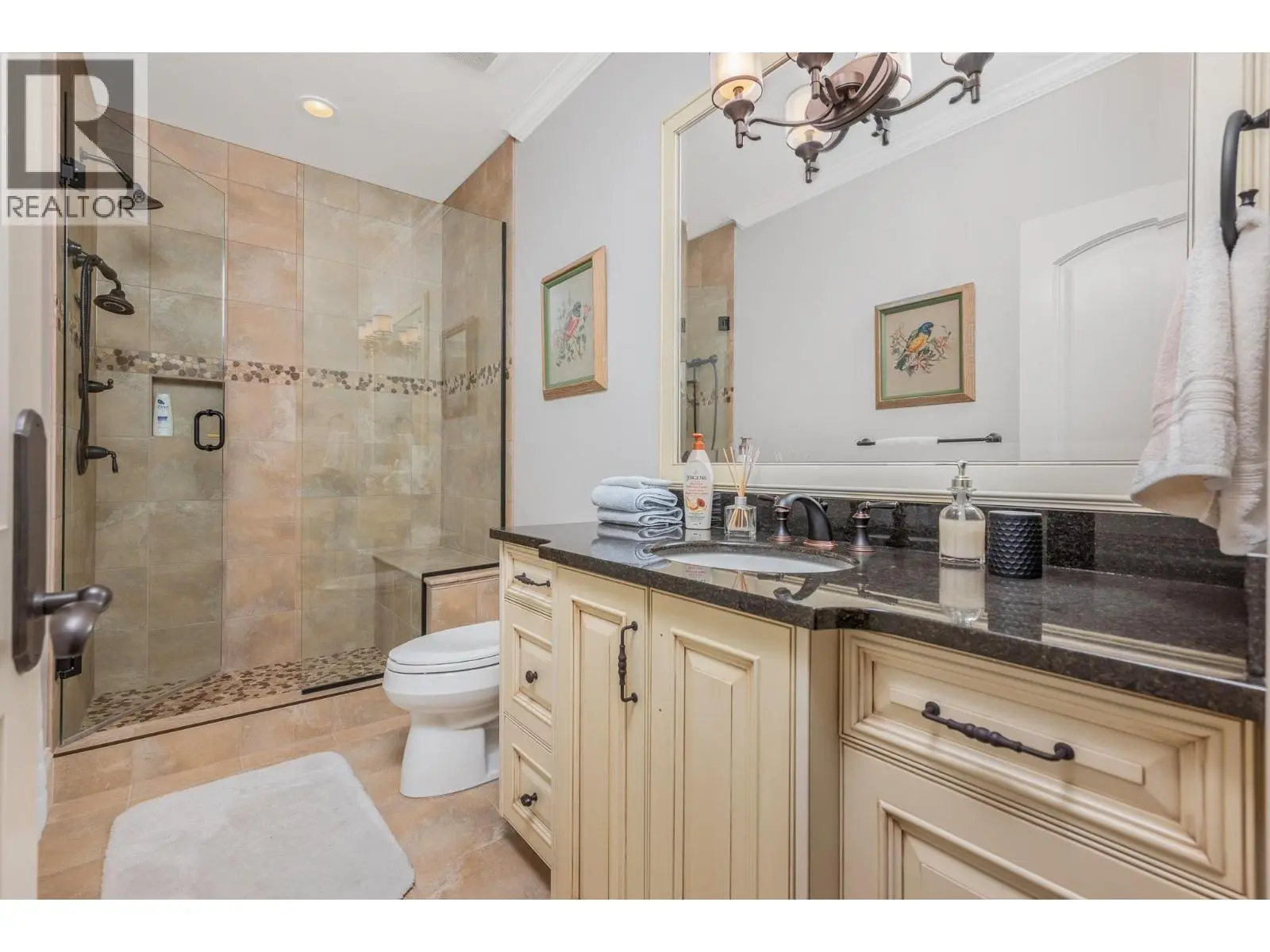 602 Falcon Point Way. Vernon, British Columbia