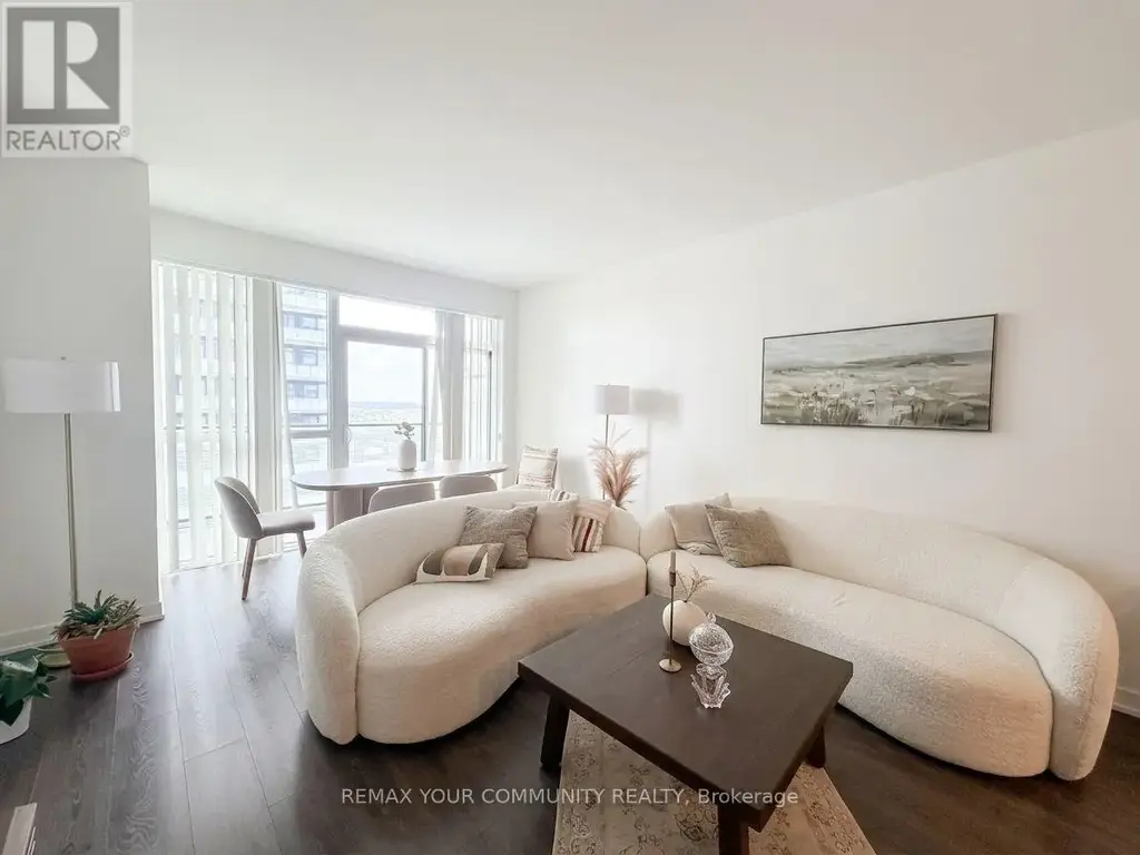 1809 - 75 Oneida Crescent, Richmond Hill (Langstaff)