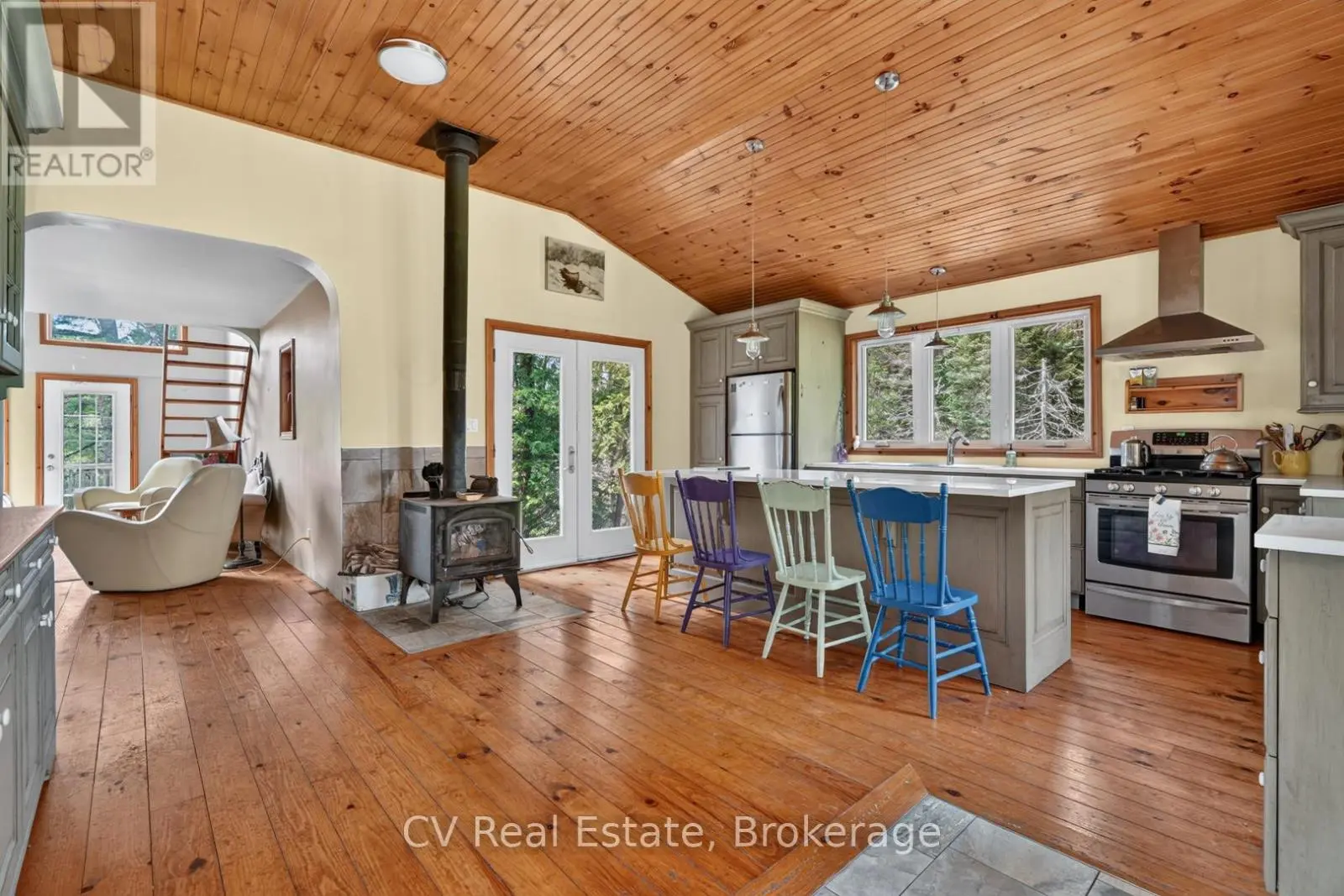 625 Chetwynd Road, Armour