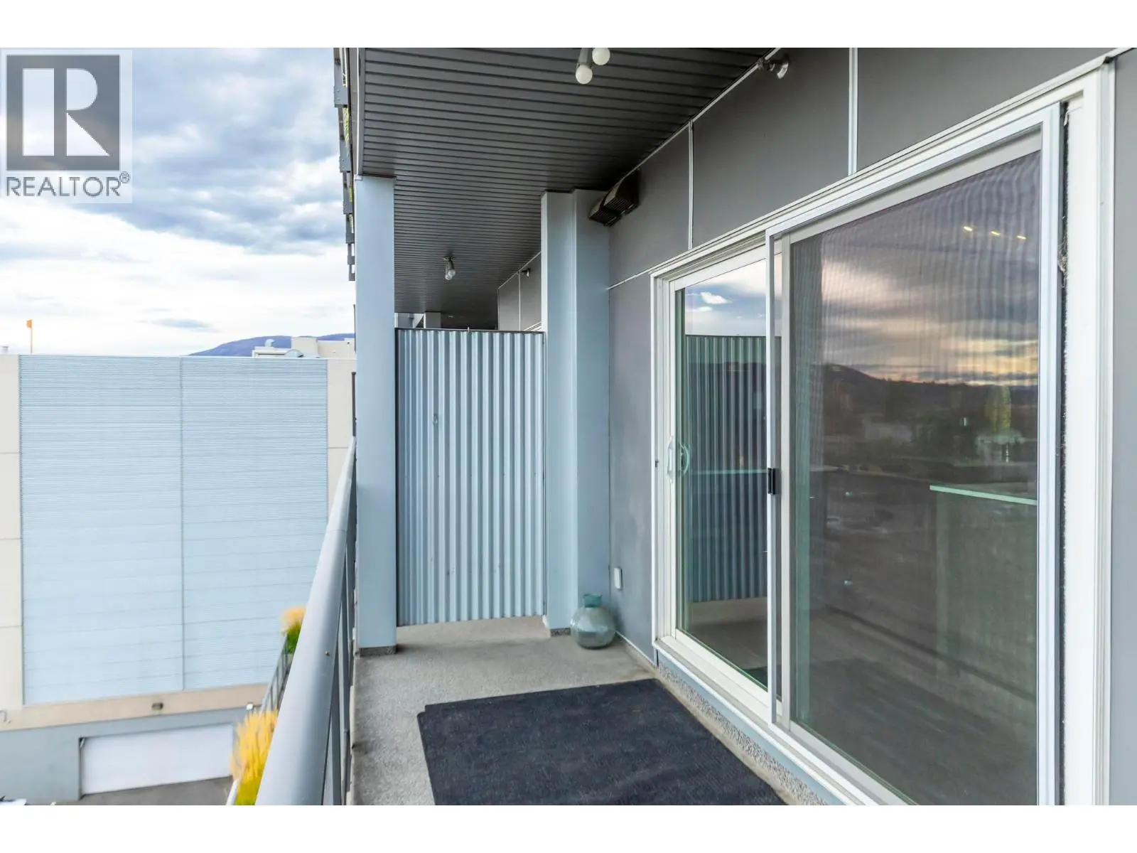 1290 St. Paul Street Unit# 511. Kelowna, British Columbia