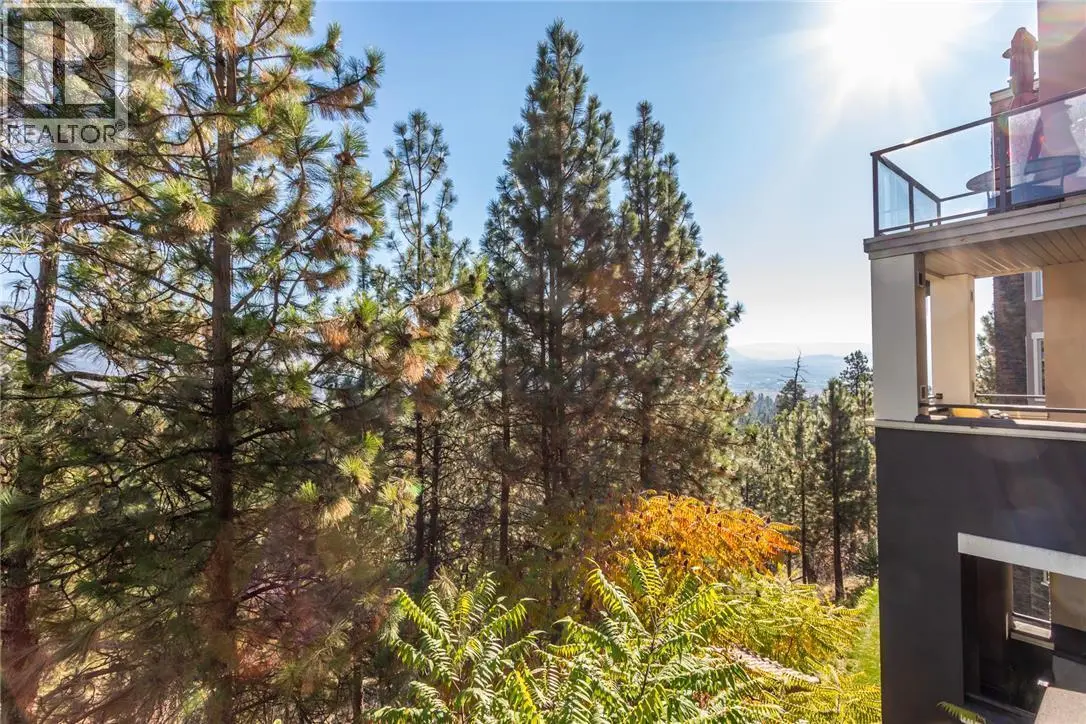1873 Country Club Drive Unit# 2314. Kelowna, British Columbia