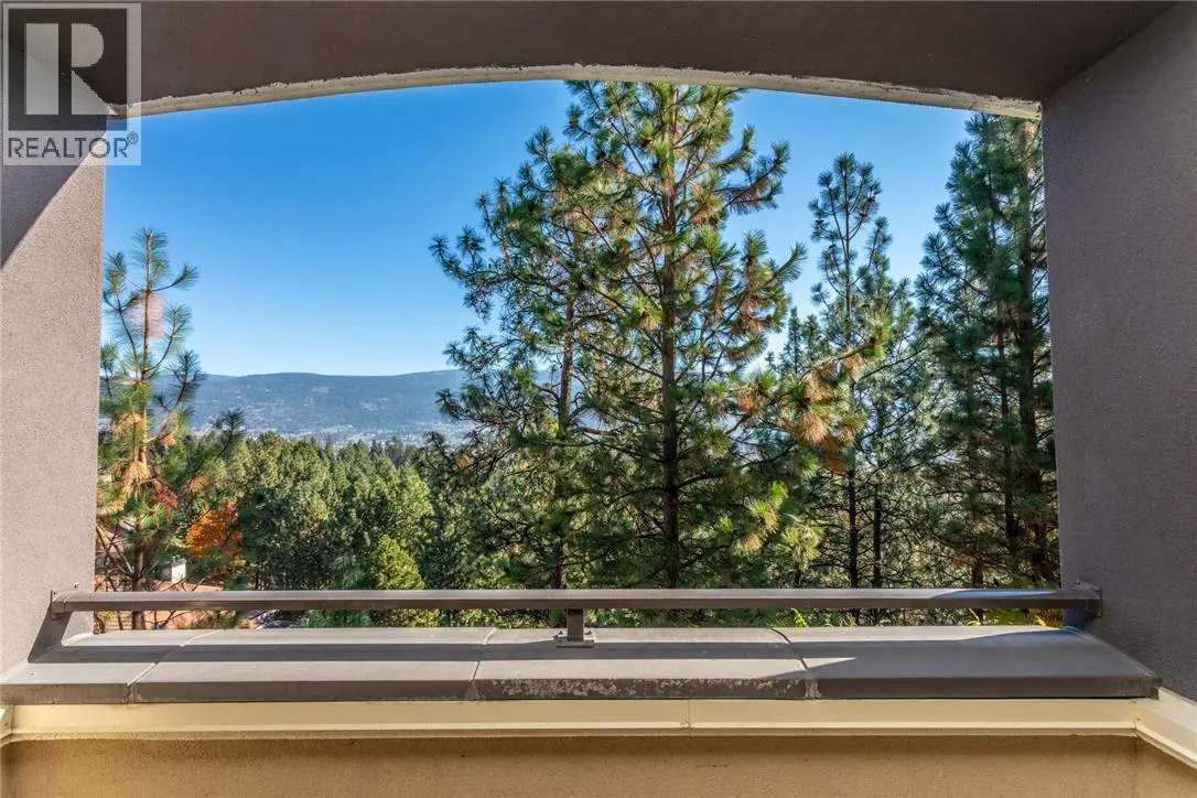 1873 Country Club Drive Unit# 2314. Kelowna, British Columbia