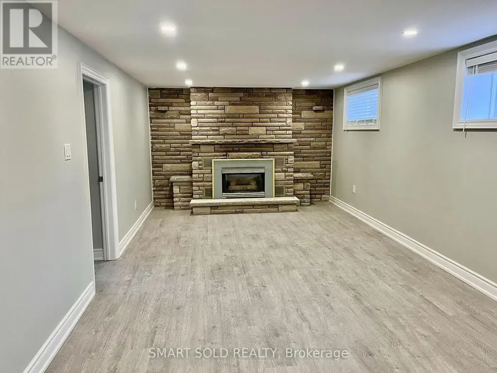 Lower - 52 Monkswood Crescent, Newmarket (Central Newmarket)