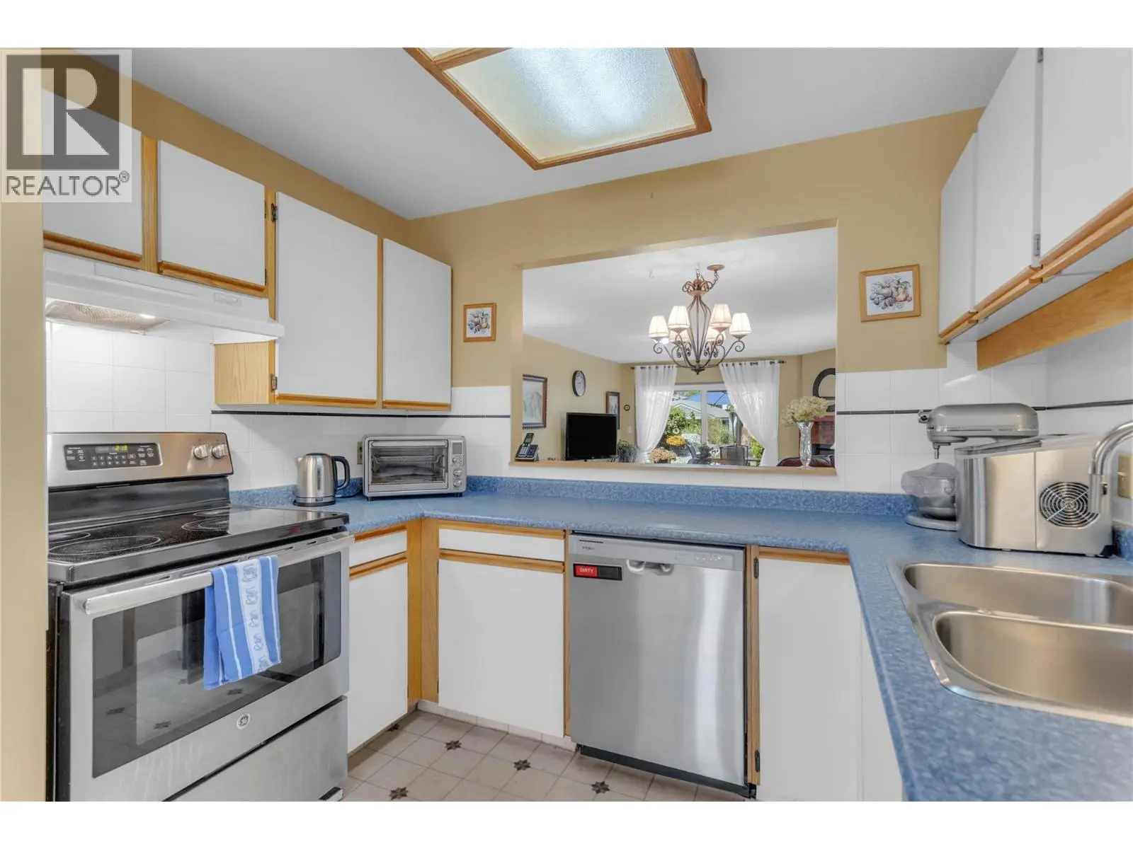 1765 Leckie Road Unit# 220. Kelowna, British Columbia