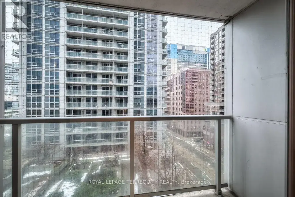 708 - 763 Bay Street, Toronto (Bay Street Corridor)