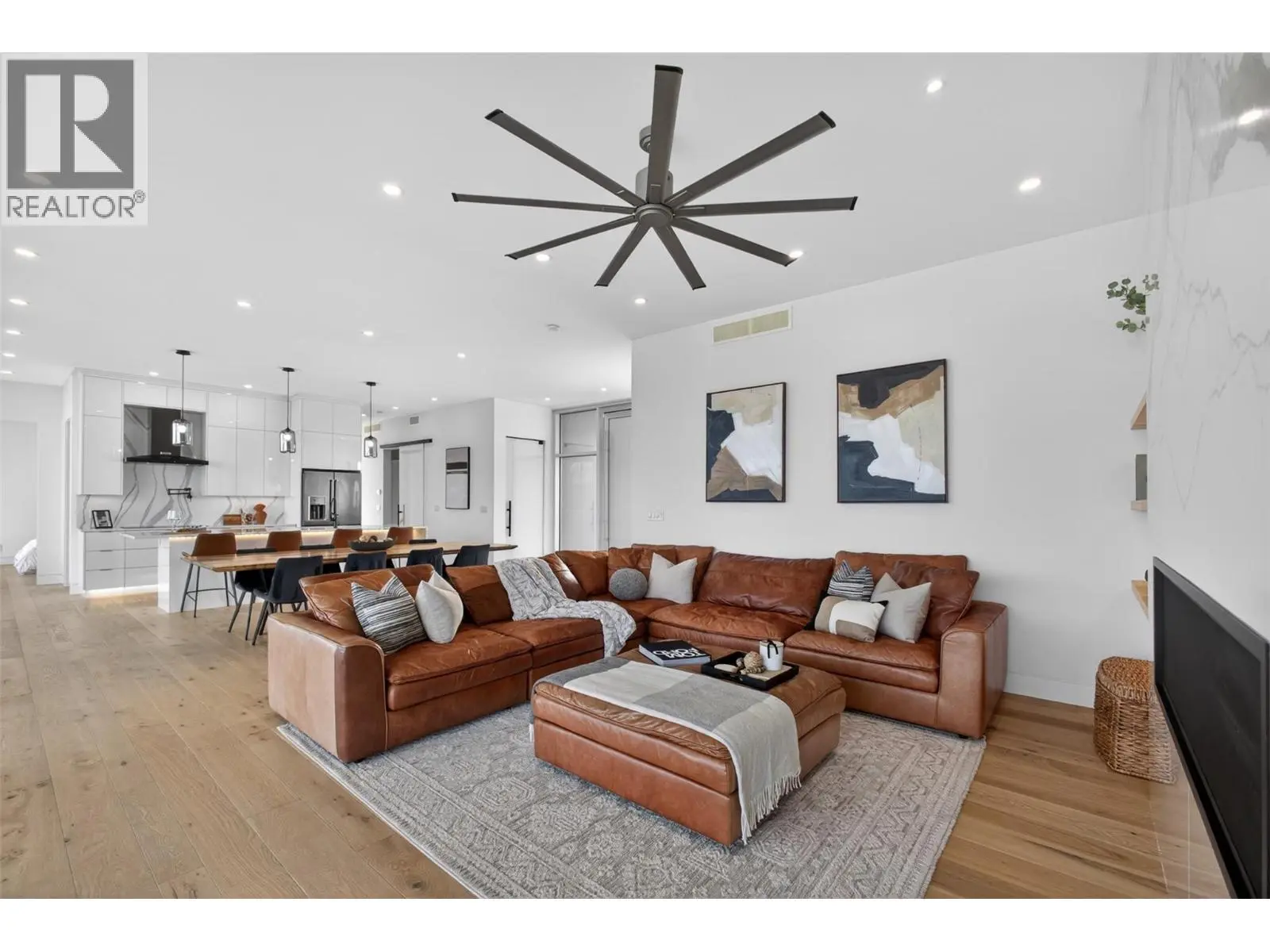 5835 Vicary Road. Peachland, British Columbia