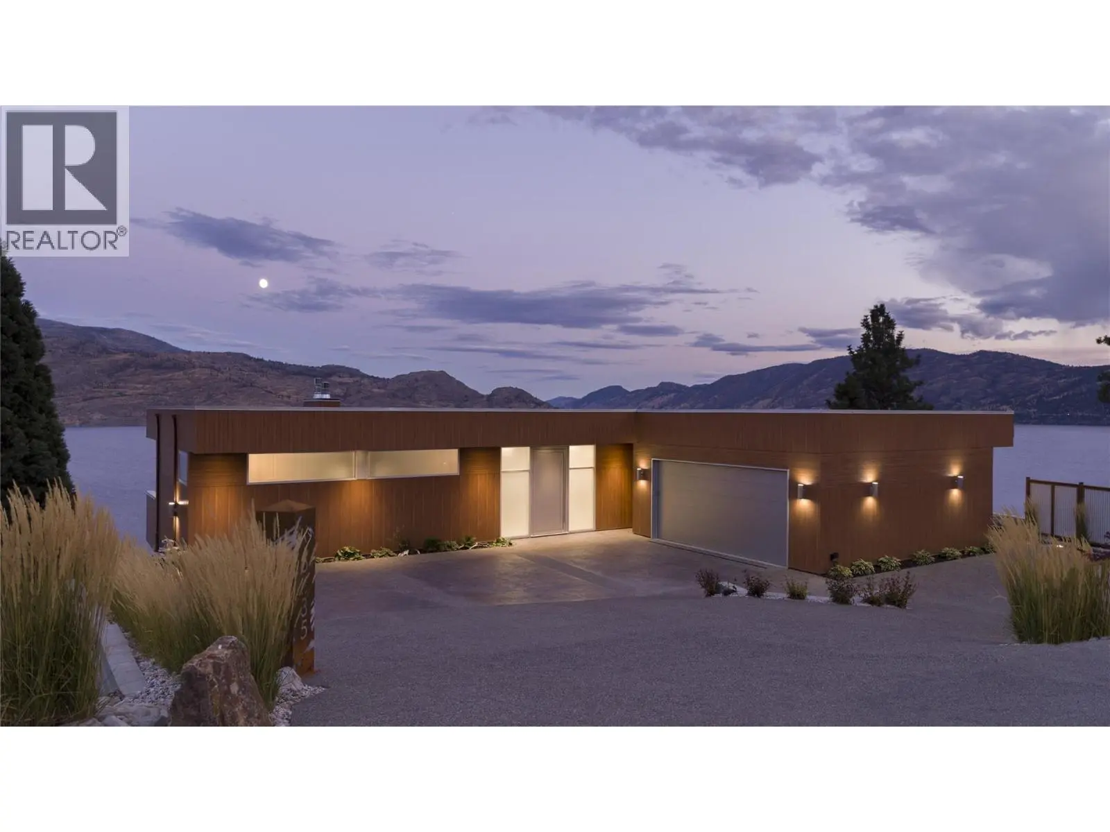 5835 Vicary Road. Peachland, British Columbia