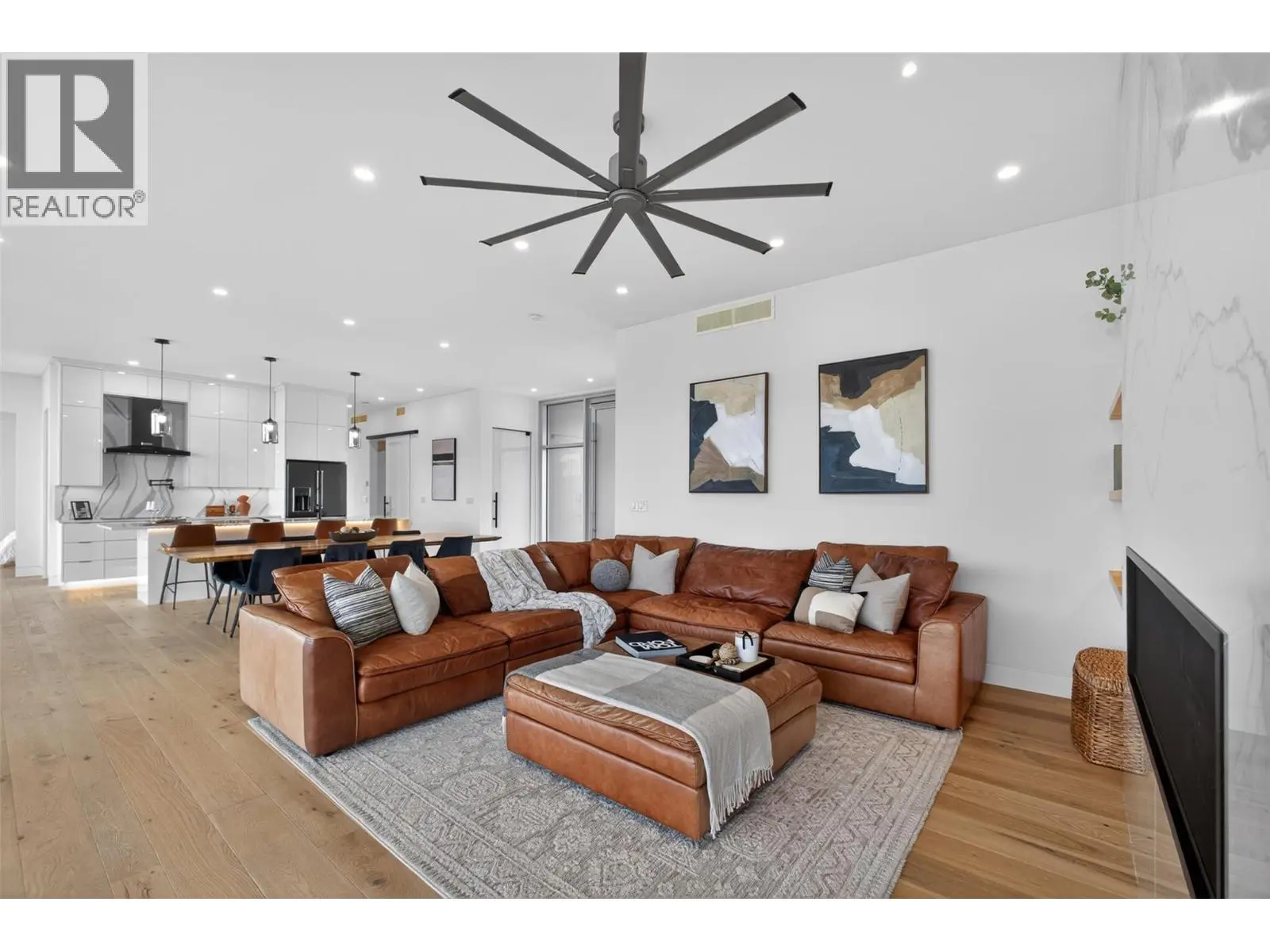 5835 Vicary Road. Peachland, British Columbia