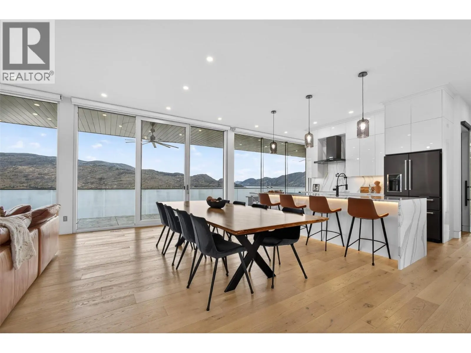 5835 Vicary Road. Peachland, British Columbia