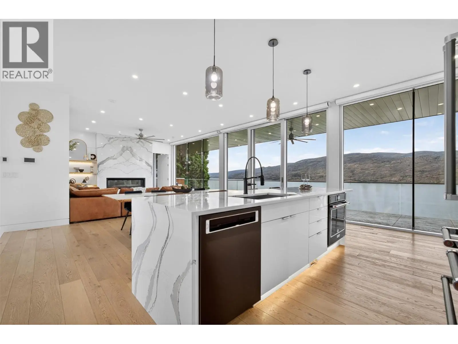 5835 Vicary Road. Peachland, British Columbia
