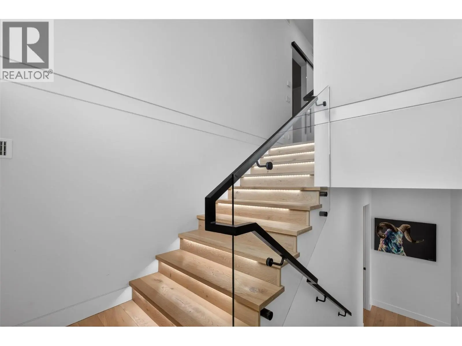 5835 Vicary Road. Peachland, British Columbia