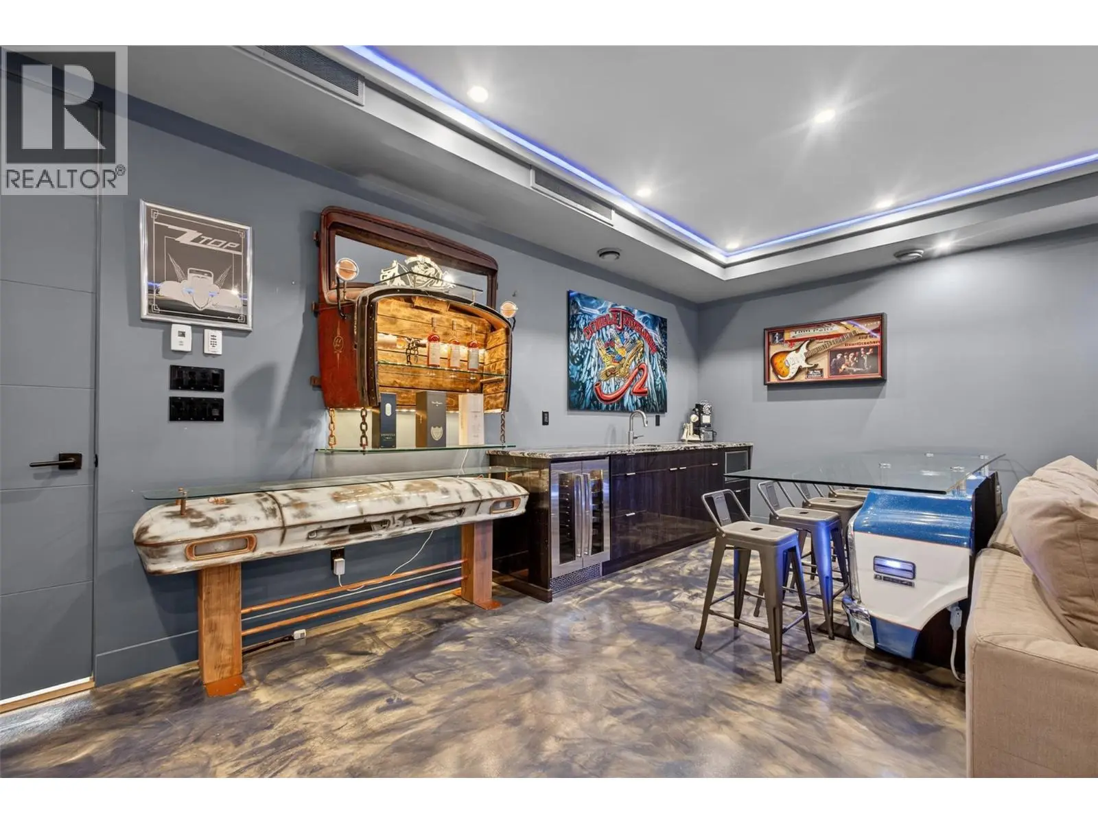 5835 Vicary Road. Peachland, British Columbia