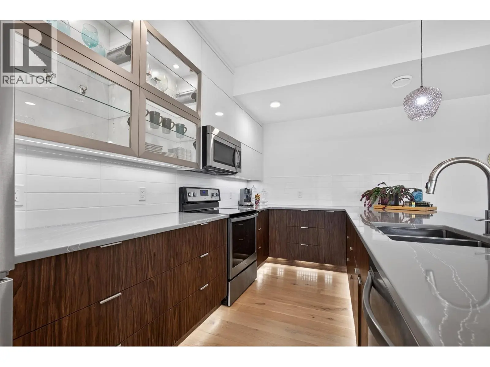 5835 Vicary Road. Peachland, British Columbia