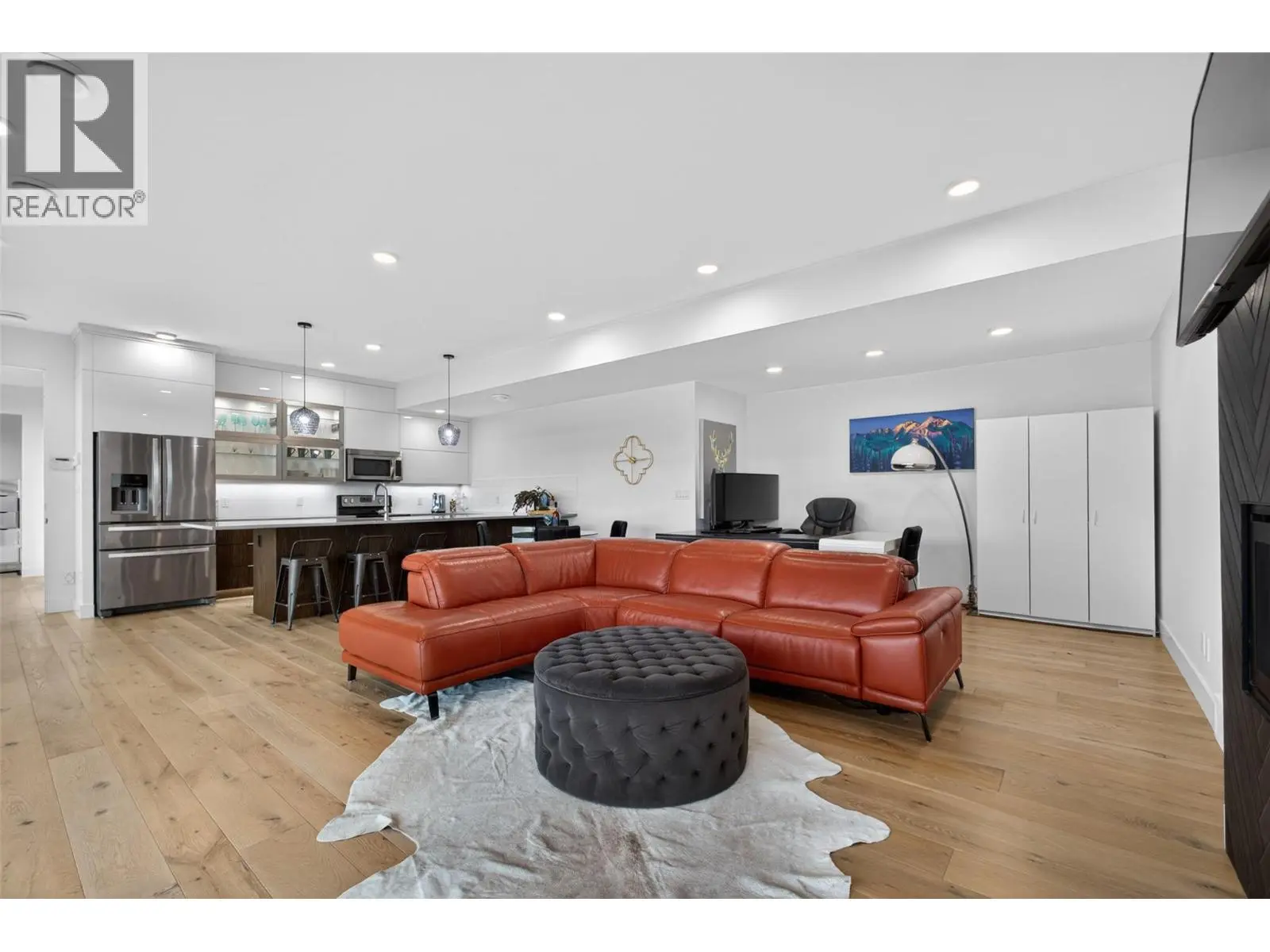5835 Vicary Road. Peachland, British Columbia