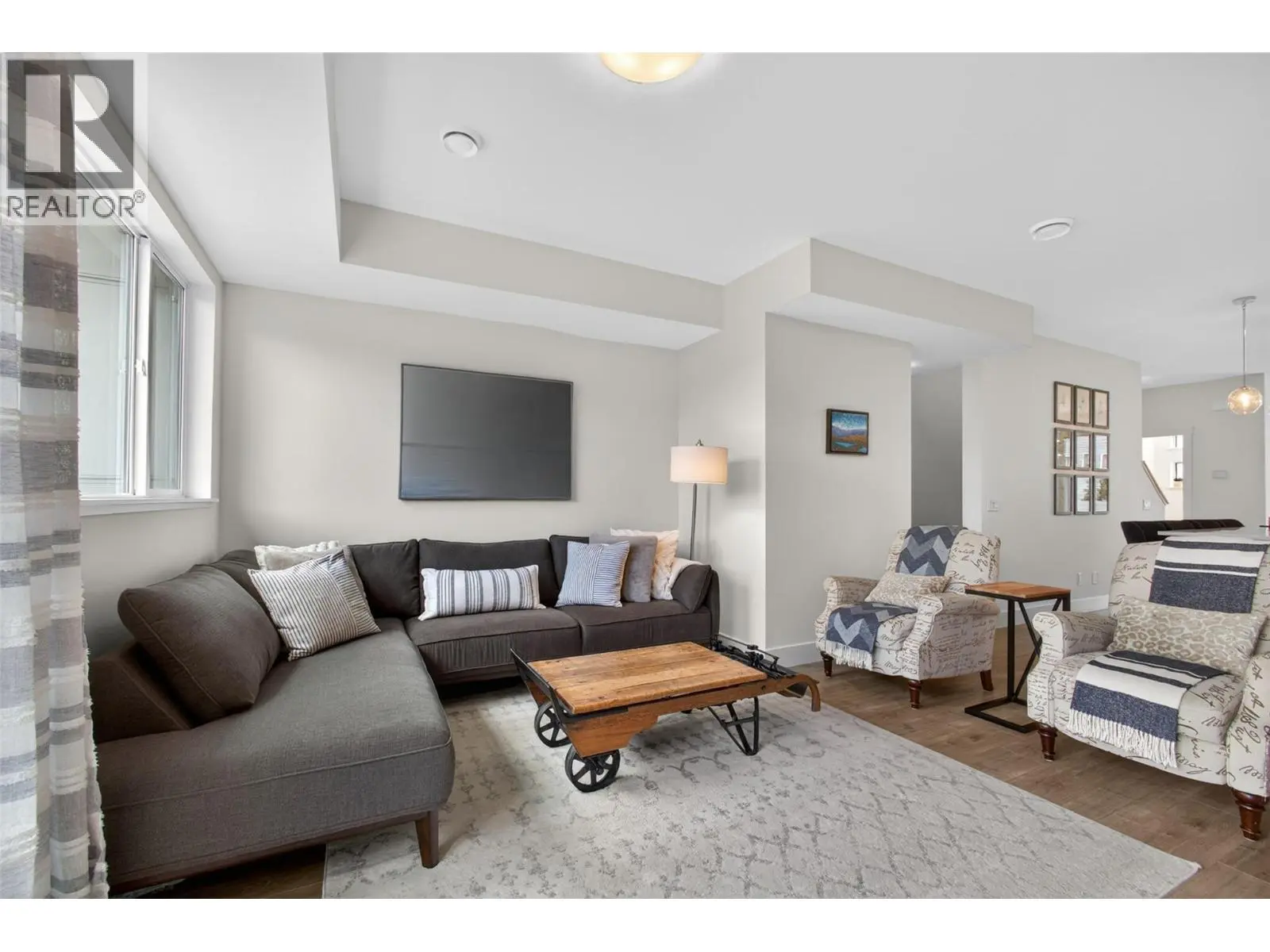 720 Valley Road Unit# 28. Kelowna, British Columbia