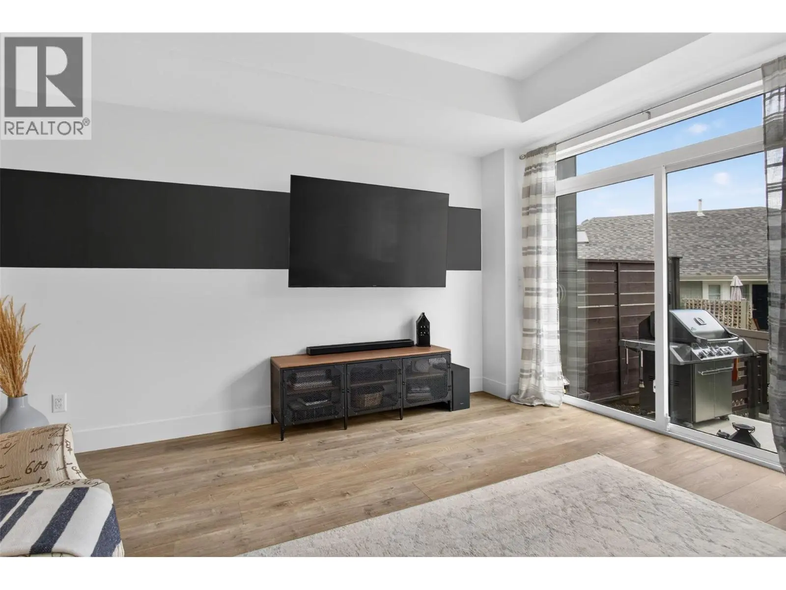 720 Valley Road Unit# 28. Kelowna, British Columbia