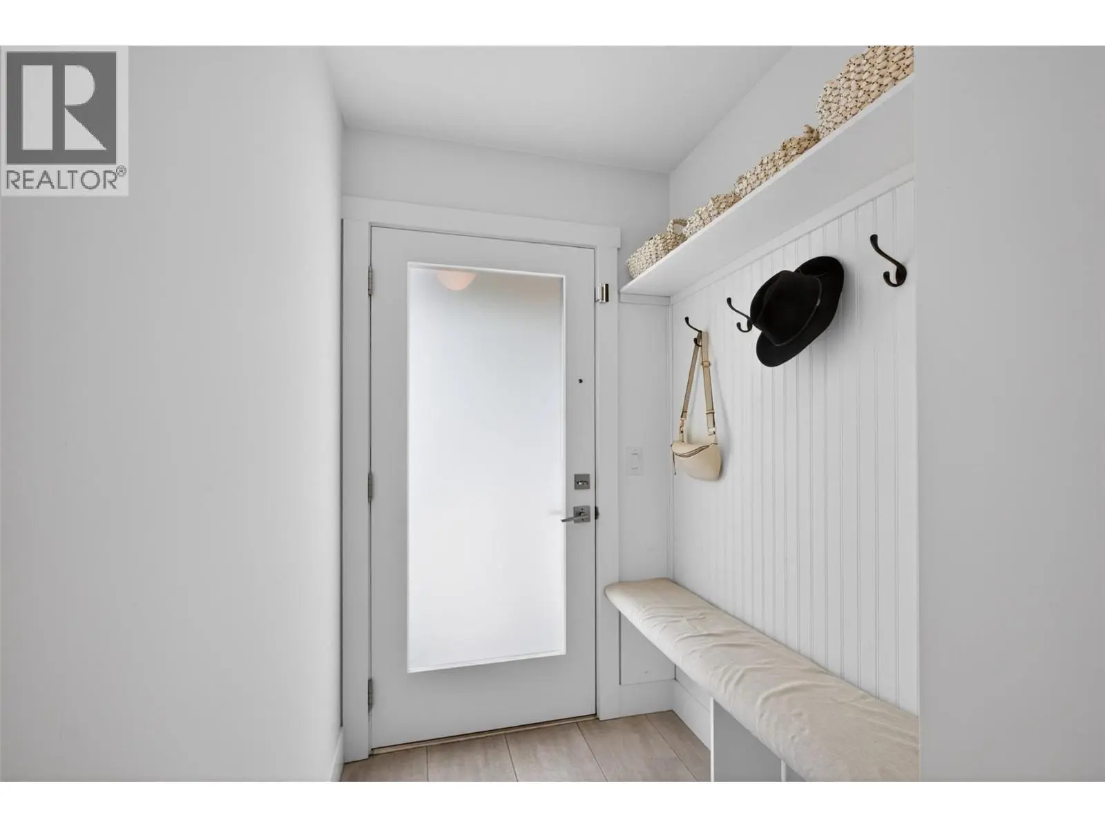 720 Valley Road Unit# 28. Kelowna, British Columbia