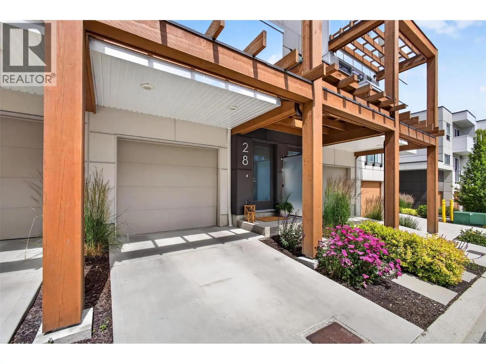 720 Valley Road Unit# 28. Kelowna, British Columbia