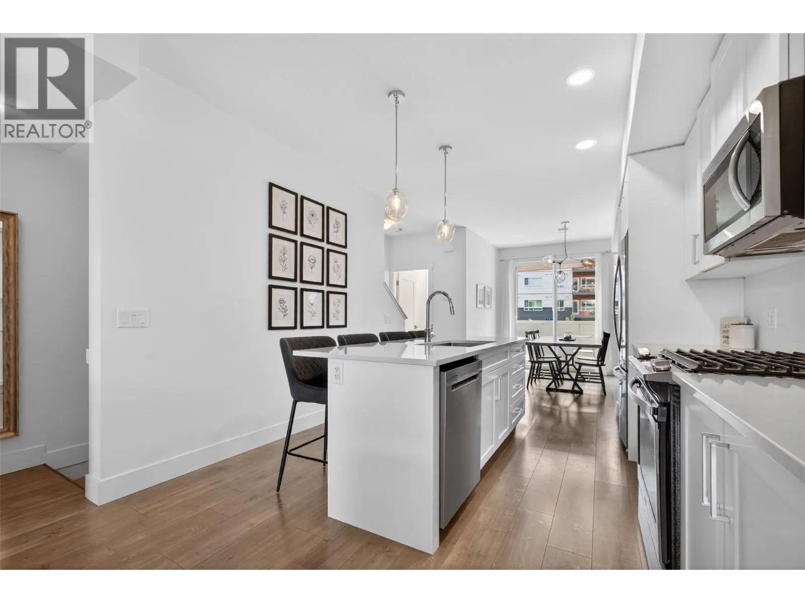 720 Valley Road Unit# 28. Kelowna, British Columbia