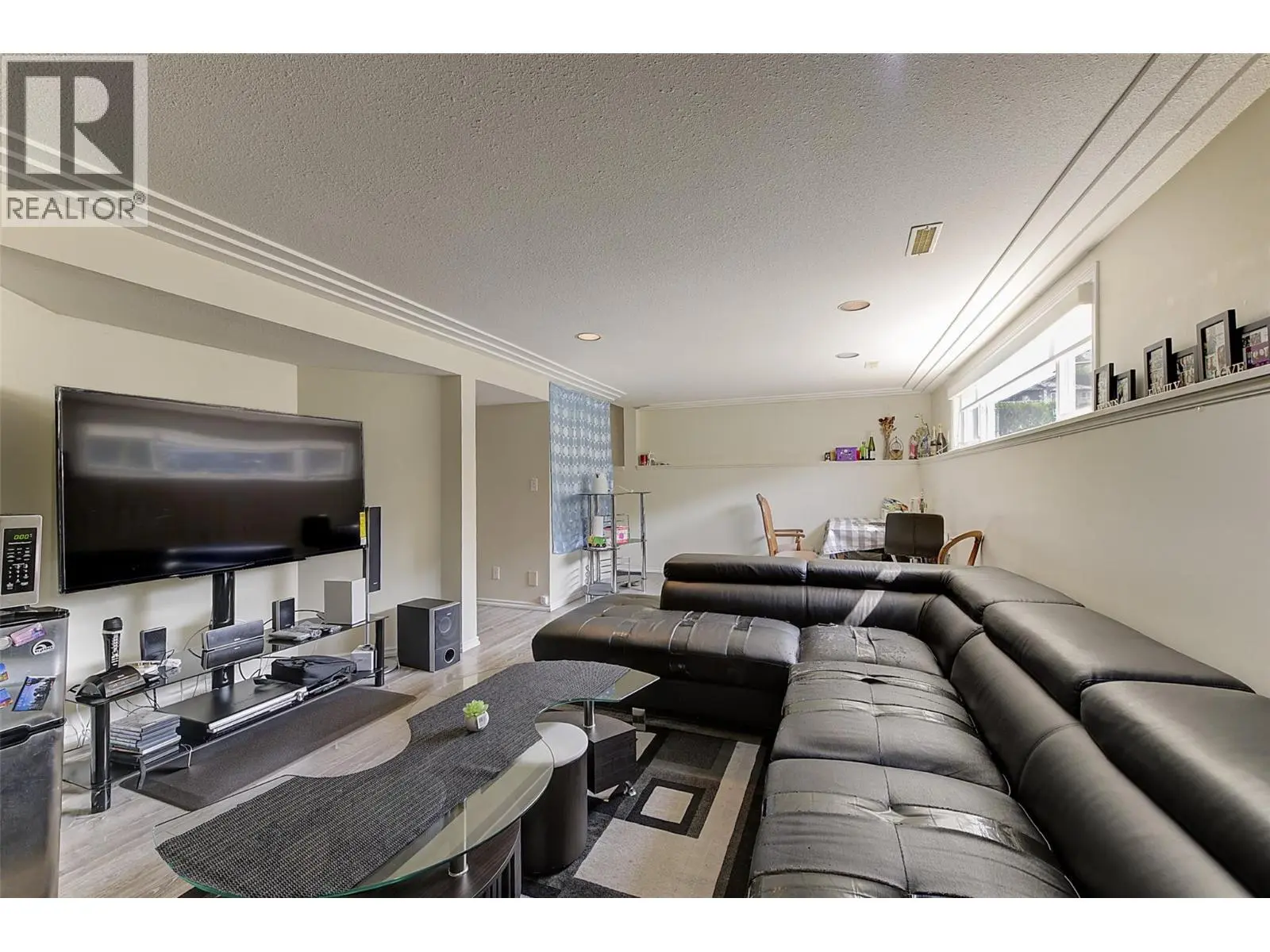 680 Myron Road. Kelowna, British Columbia