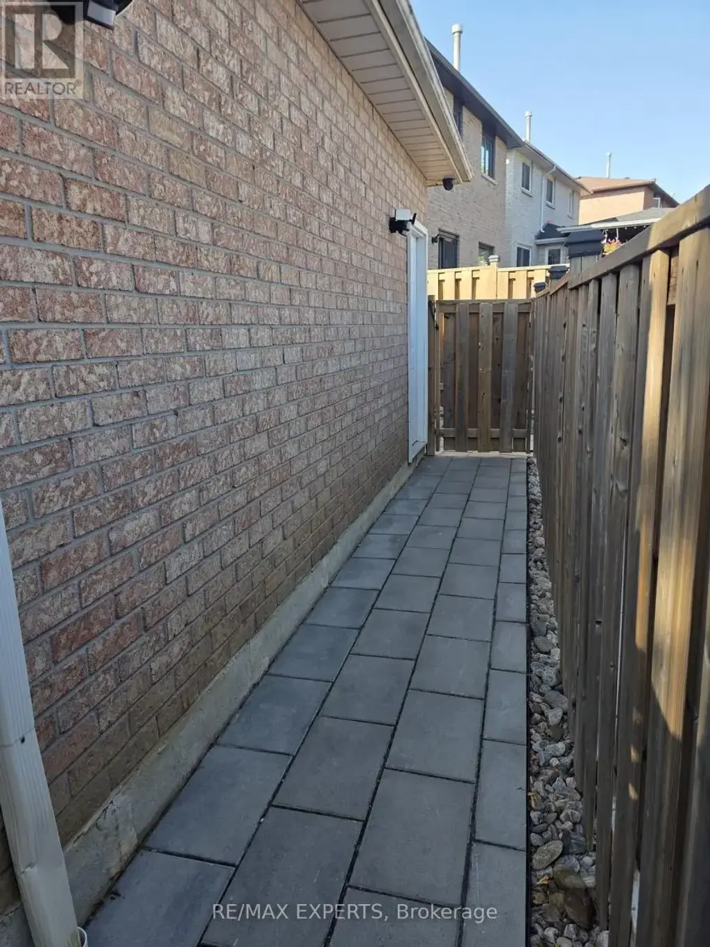 Bsmt - 20 Deer Valley Drive, Caledon (Bolton West)