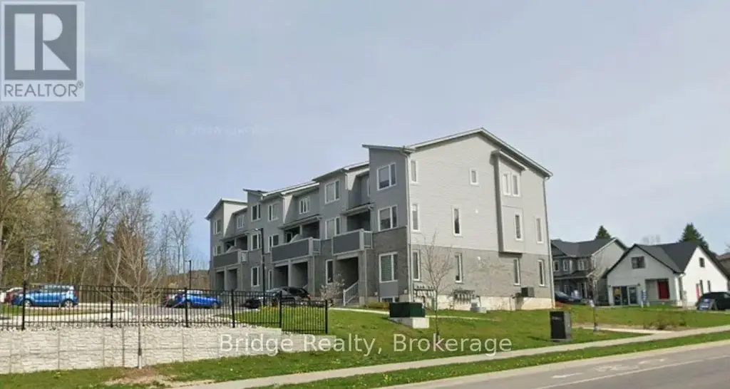 11 - 990 Deveron Crescent, London South (South J)