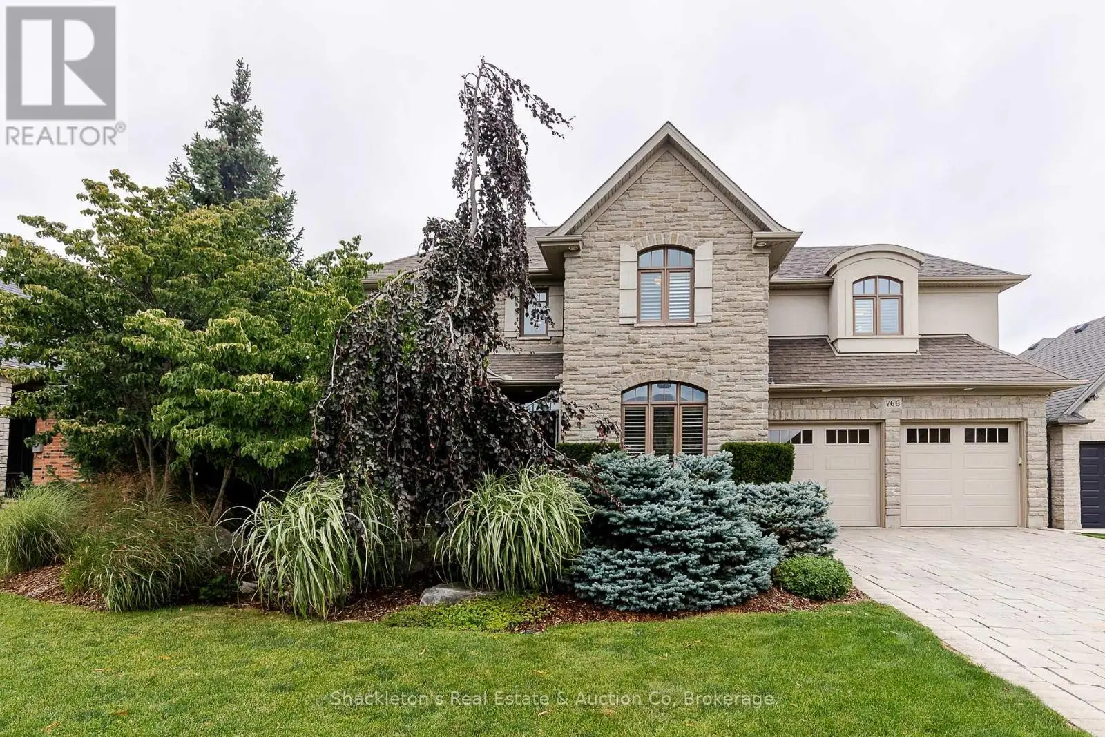 766 Eagletrace Drive, London North (North S)