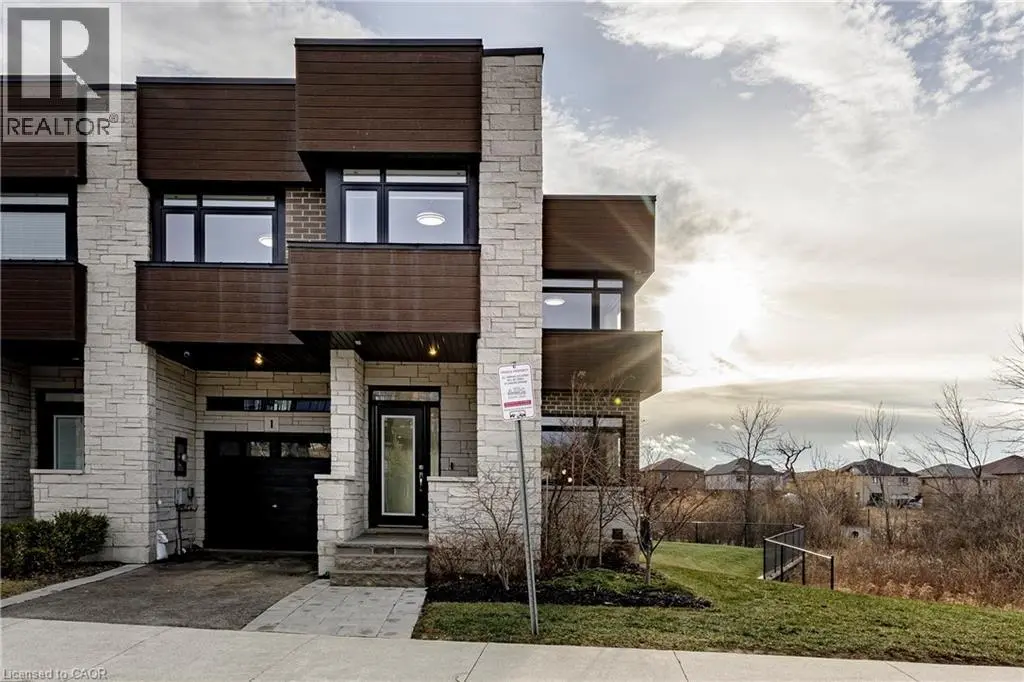 35 Midhurst Heights Unit# 1, Hamilton