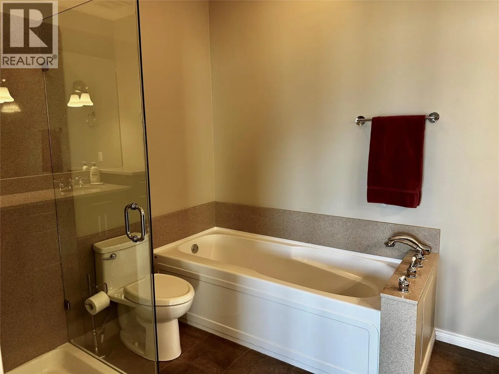 880 Christina Place Unit# 21. Kelowna, British Columbia