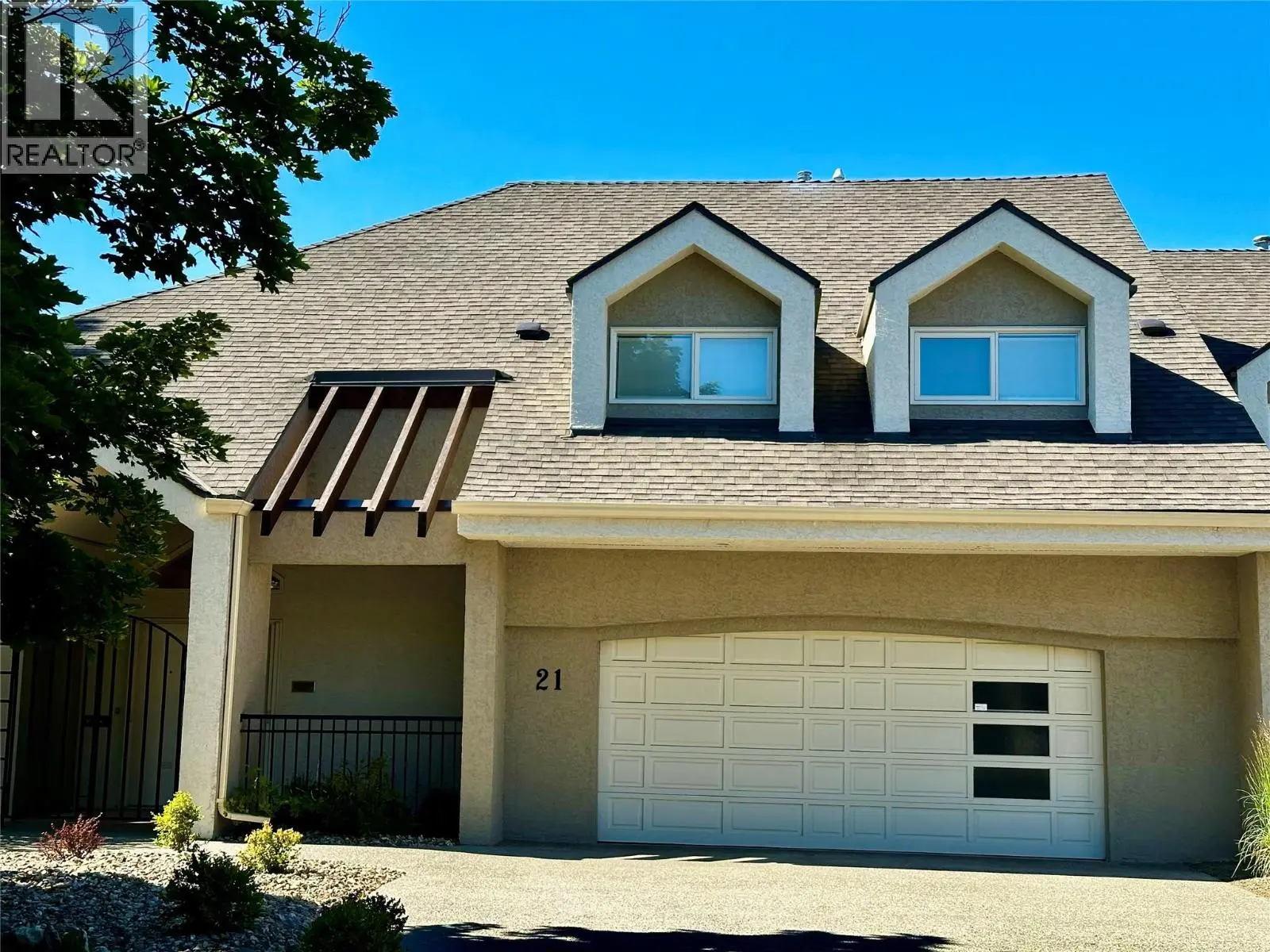880 Christina Place Unit# 21. Kelowna, British Columbia