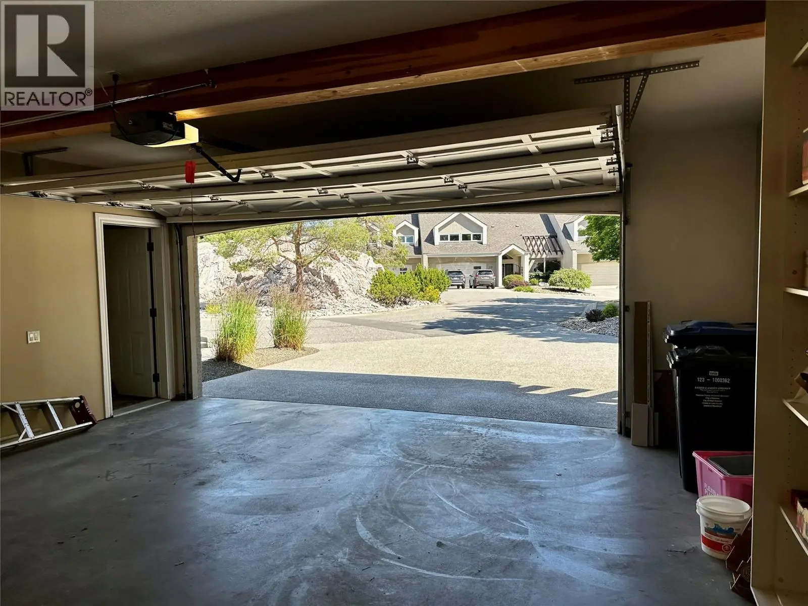 880 Christina Place Unit# 21. Kelowna, British Columbia