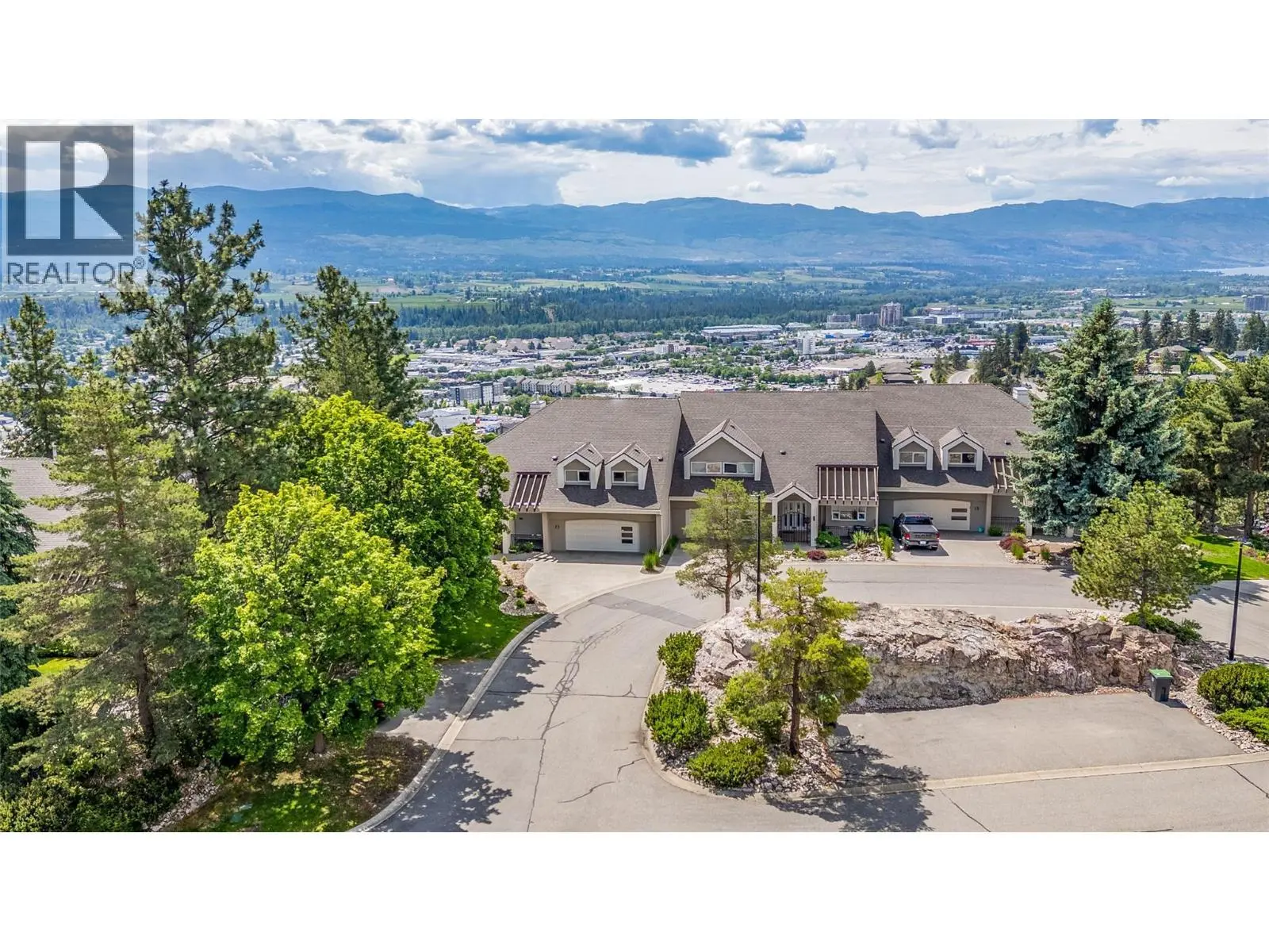 880 Christina Place Unit# 21. Kelowna, British Columbia
