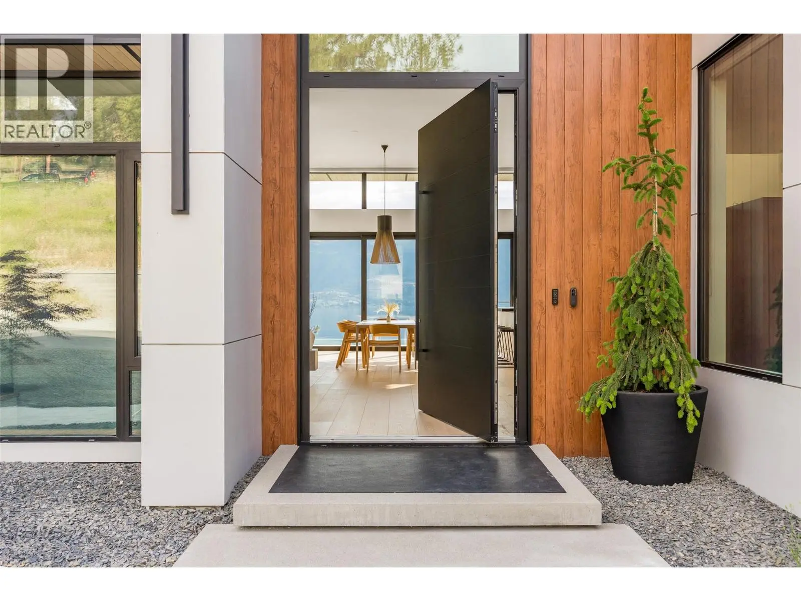 7650 Finch Road. Lake Country, British Columbia