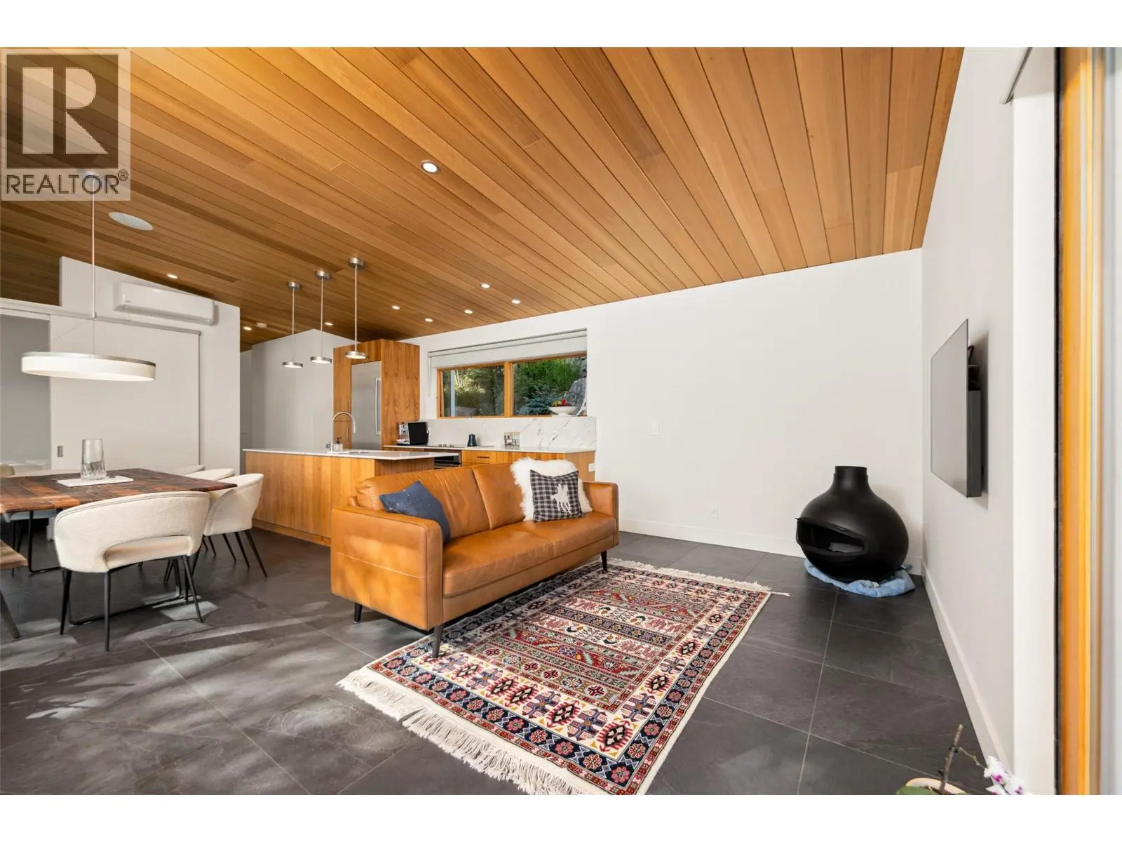7650 Finch Road. Lake Country, British Columbia