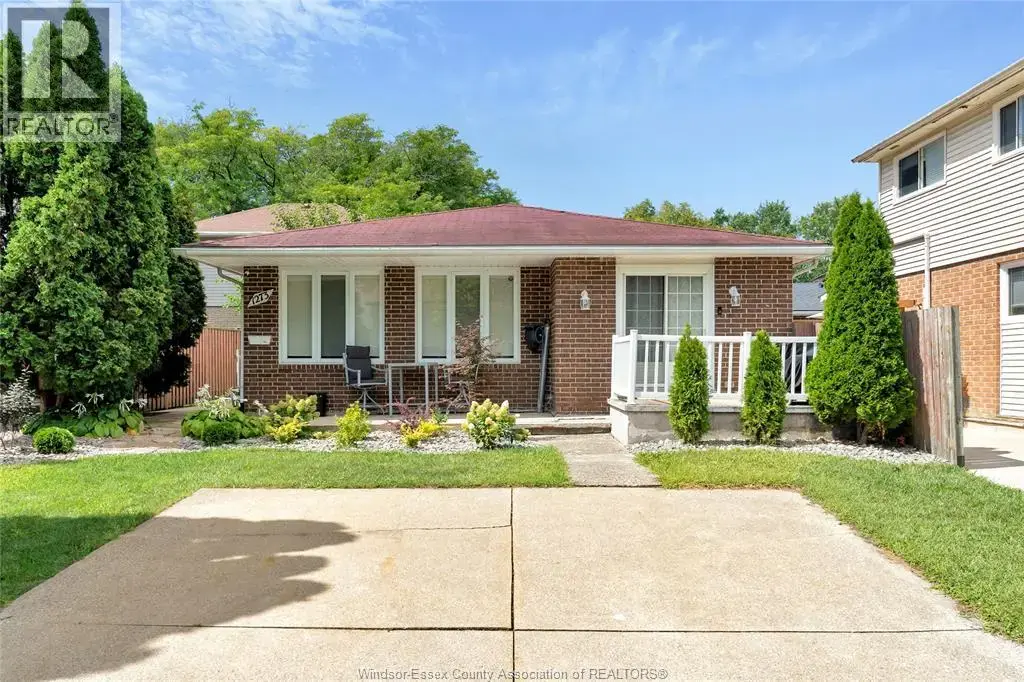 1273 Aire Place, Windsor
