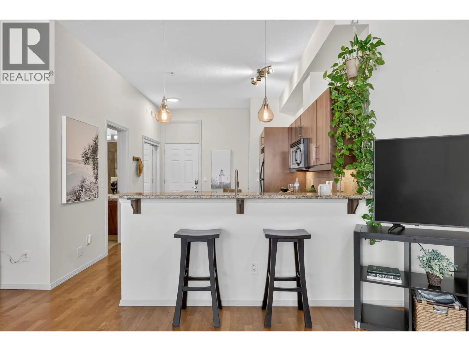 1331 Ellis Street Unit# 317. Kelowna, British Columbia