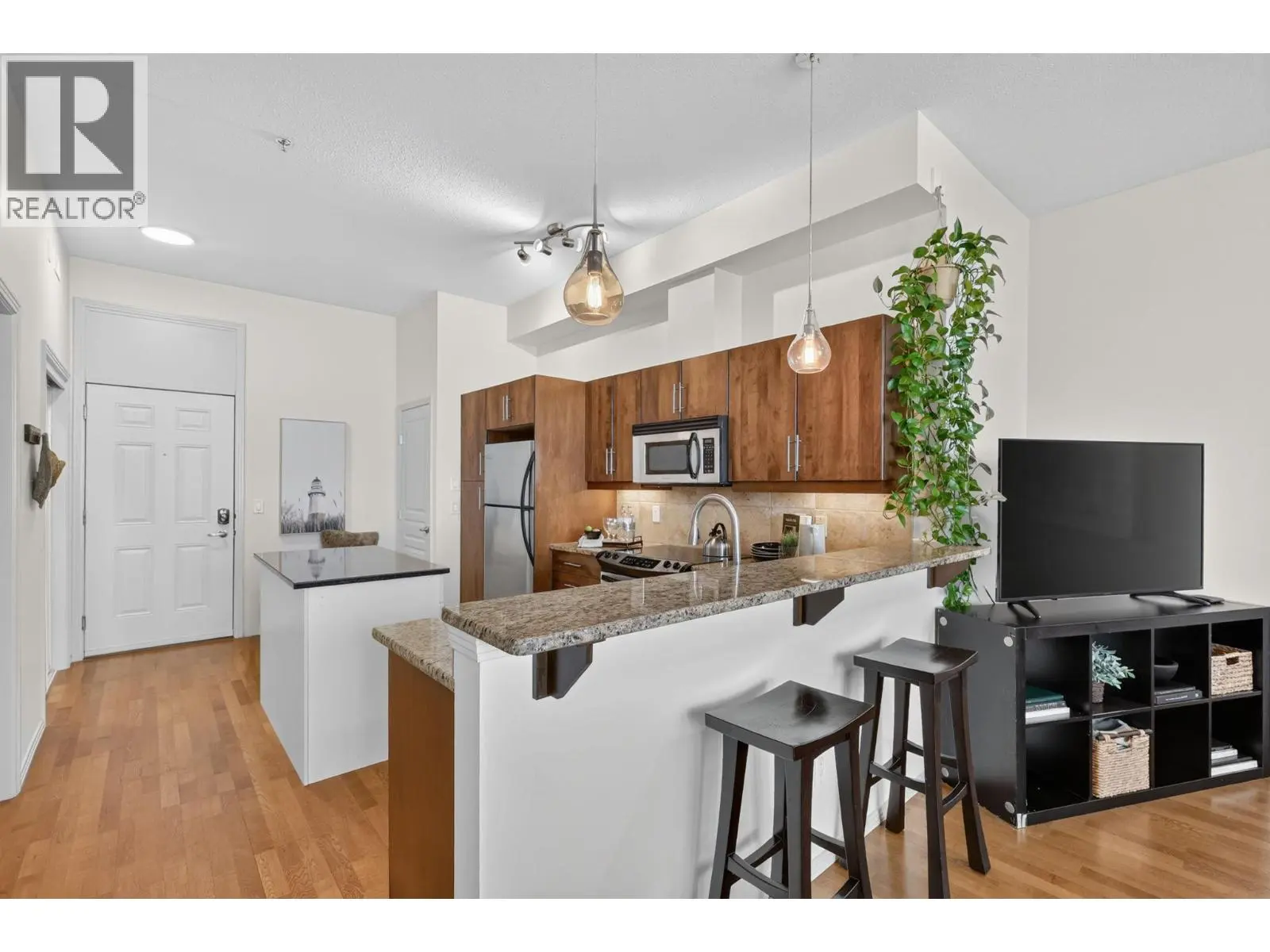 1331 Ellis Street Unit# 317. Kelowna, British Columbia