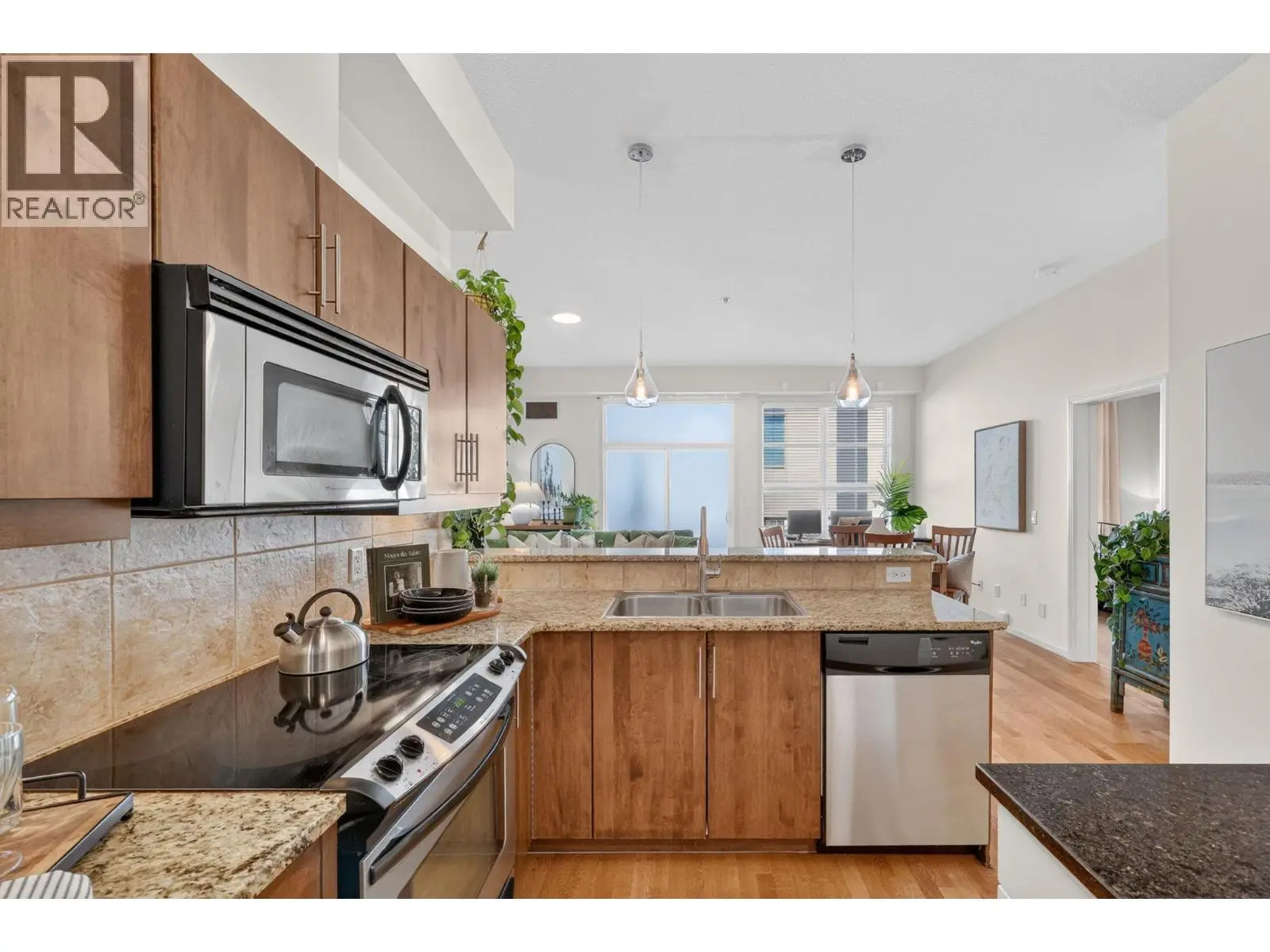 1331 Ellis Street Unit# 317. Kelowna, British Columbia