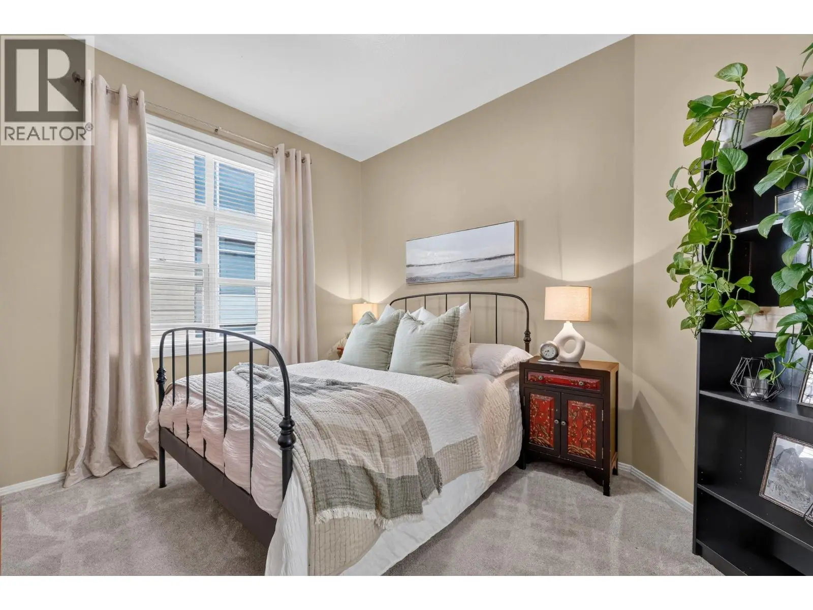 1331 Ellis Street Unit# 317. Kelowna, British Columbia