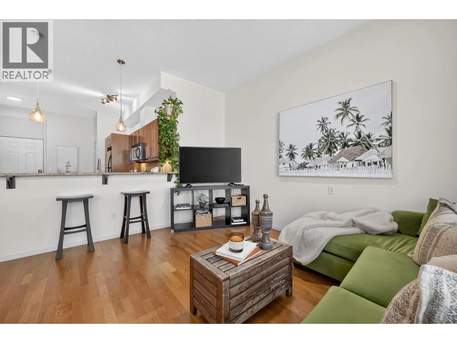 1331 Ellis Street Unit# 317. Kelowna, British Columbia