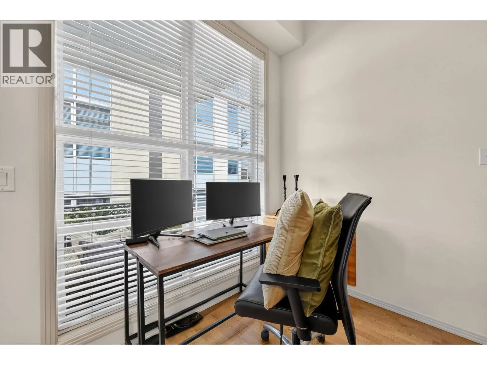 1331 Ellis Street Unit# 317. Kelowna, British Columbia