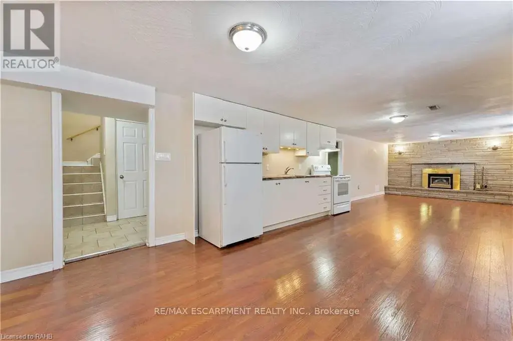 Basement - 864 Upper Ottawa Street, Hamilton (Berrisfield)