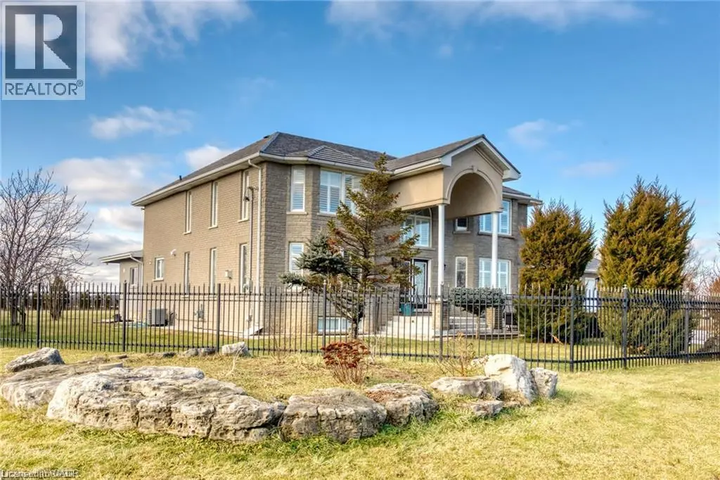 283 Second Road E, Stoney Creek