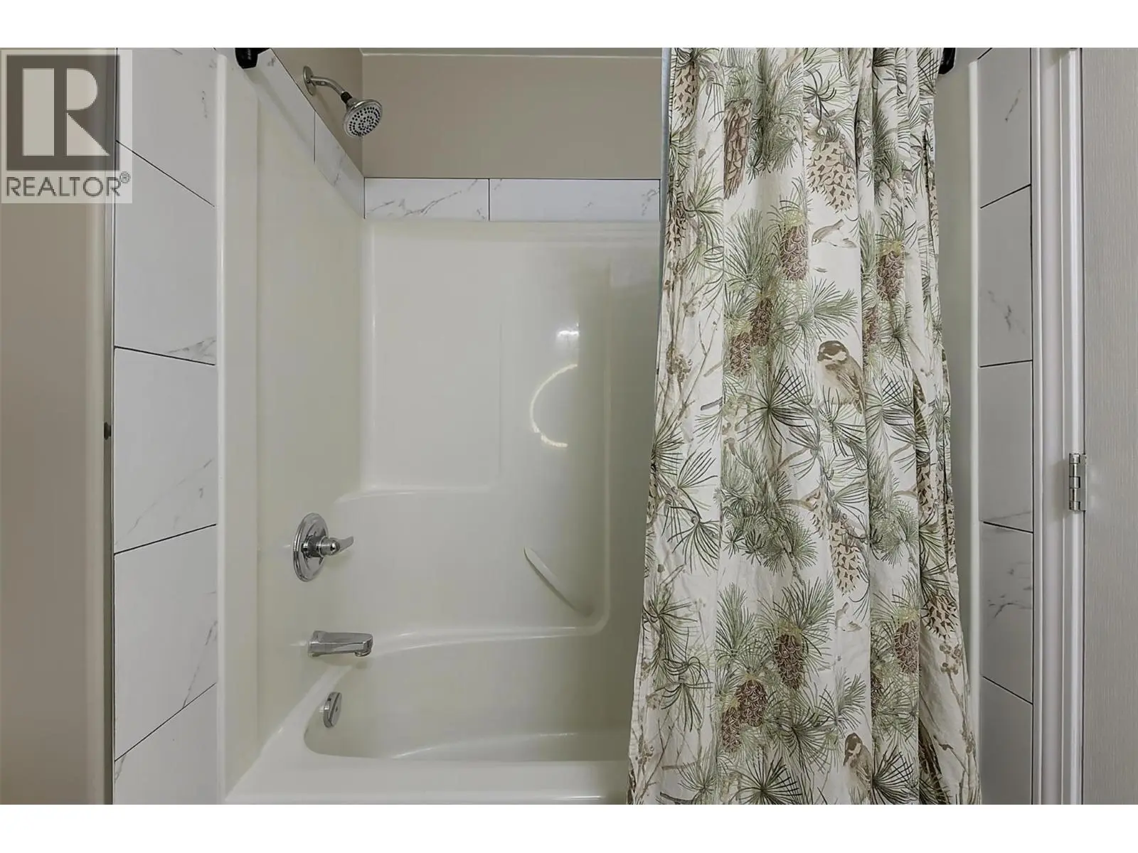 2352 Selkirk Drive Lot# 37. Kelowna, British Columbia