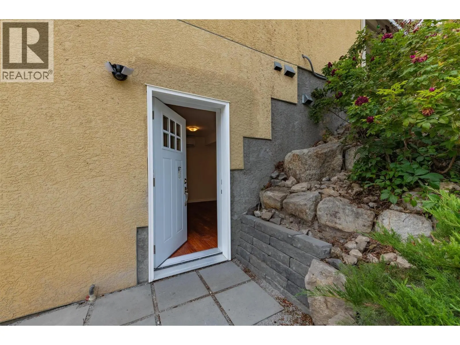 2352 Selkirk Drive Lot# 37. Kelowna, British Columbia