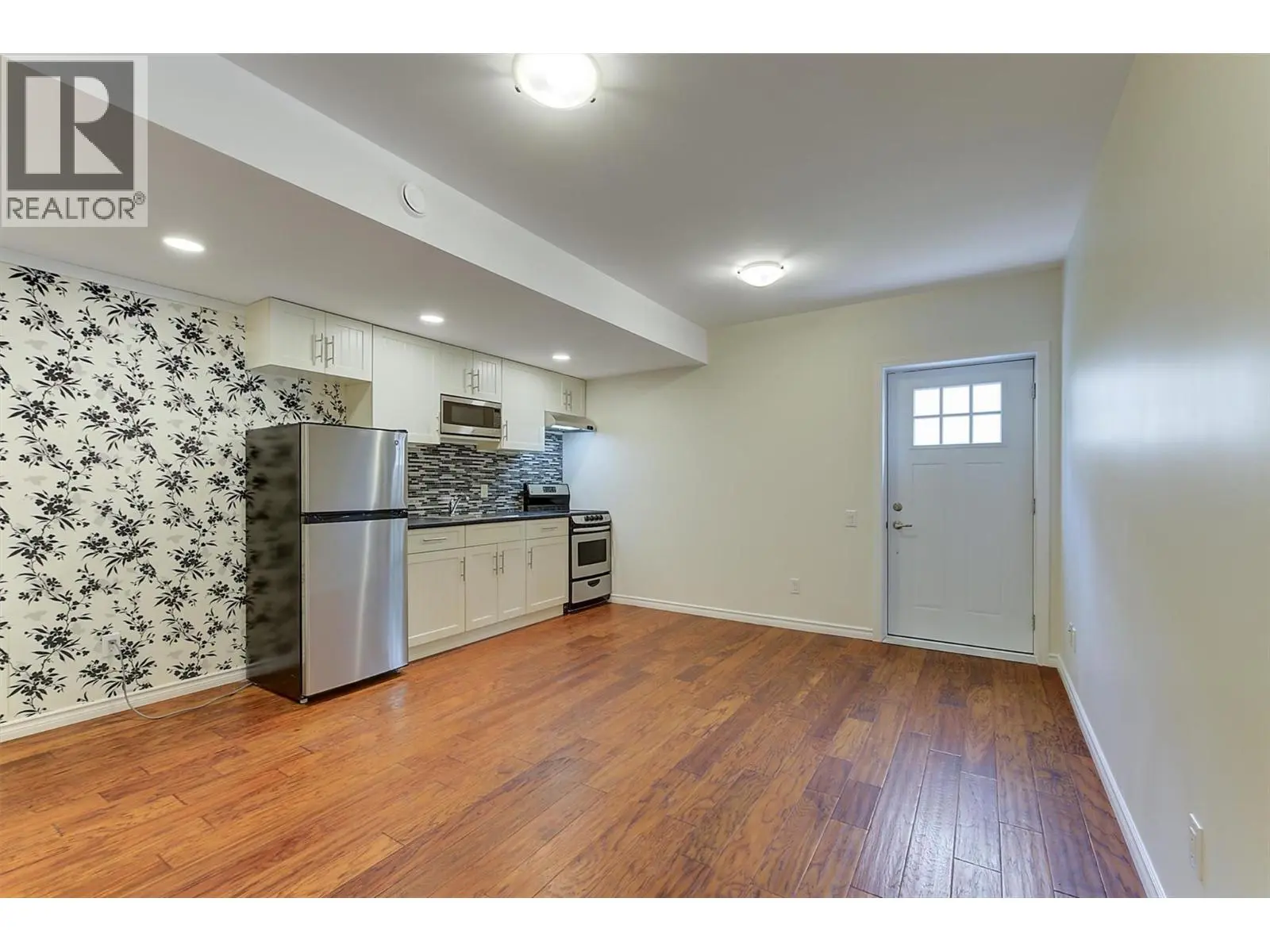 2352 Selkirk Drive Lot# 37. Kelowna, British Columbia