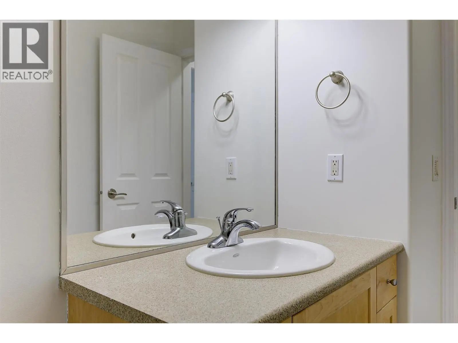 2352 Selkirk Drive Lot# 37. Kelowna, British Columbia