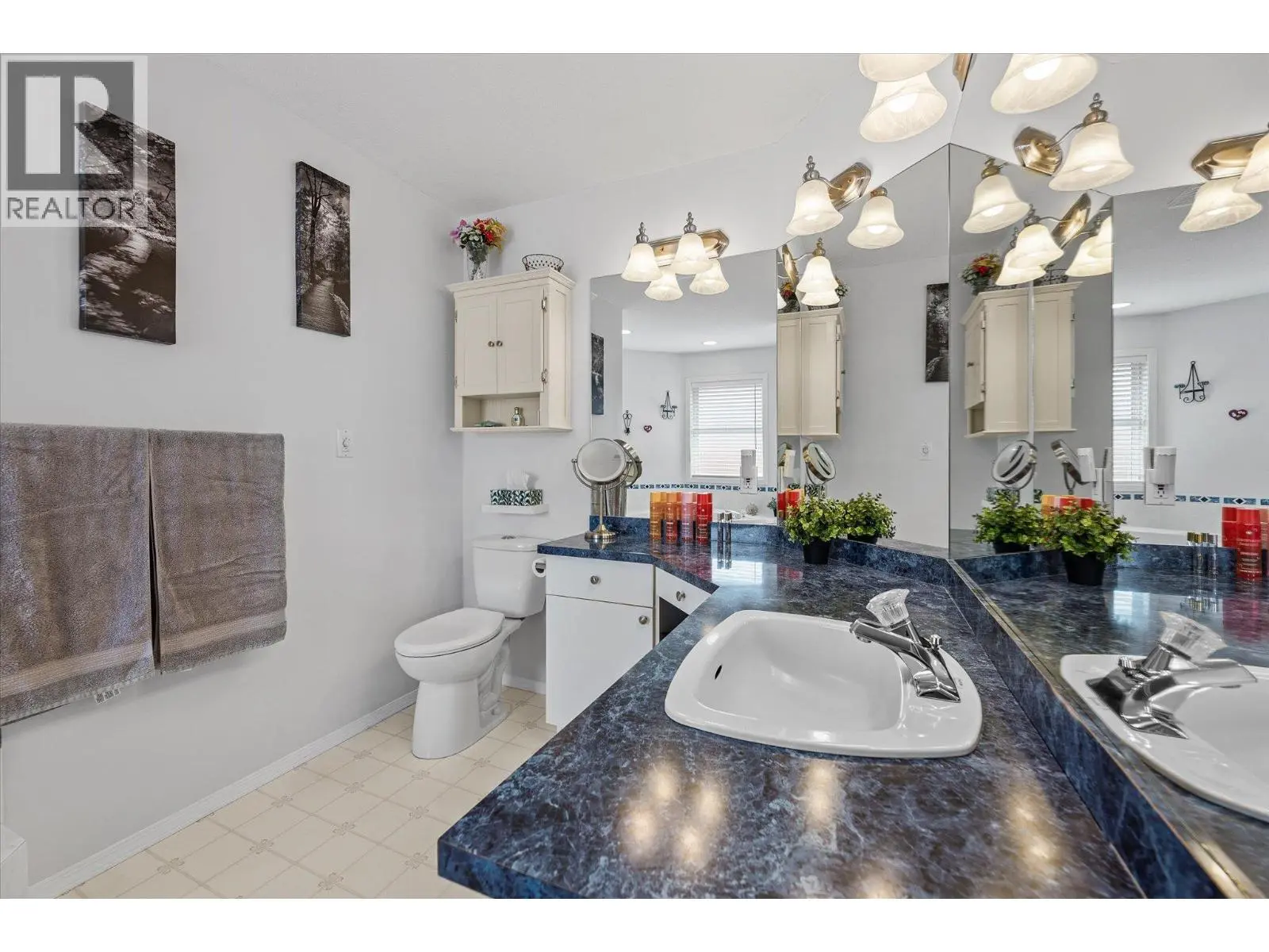 301 Fizet Avenue. Kelowna, British Columbia