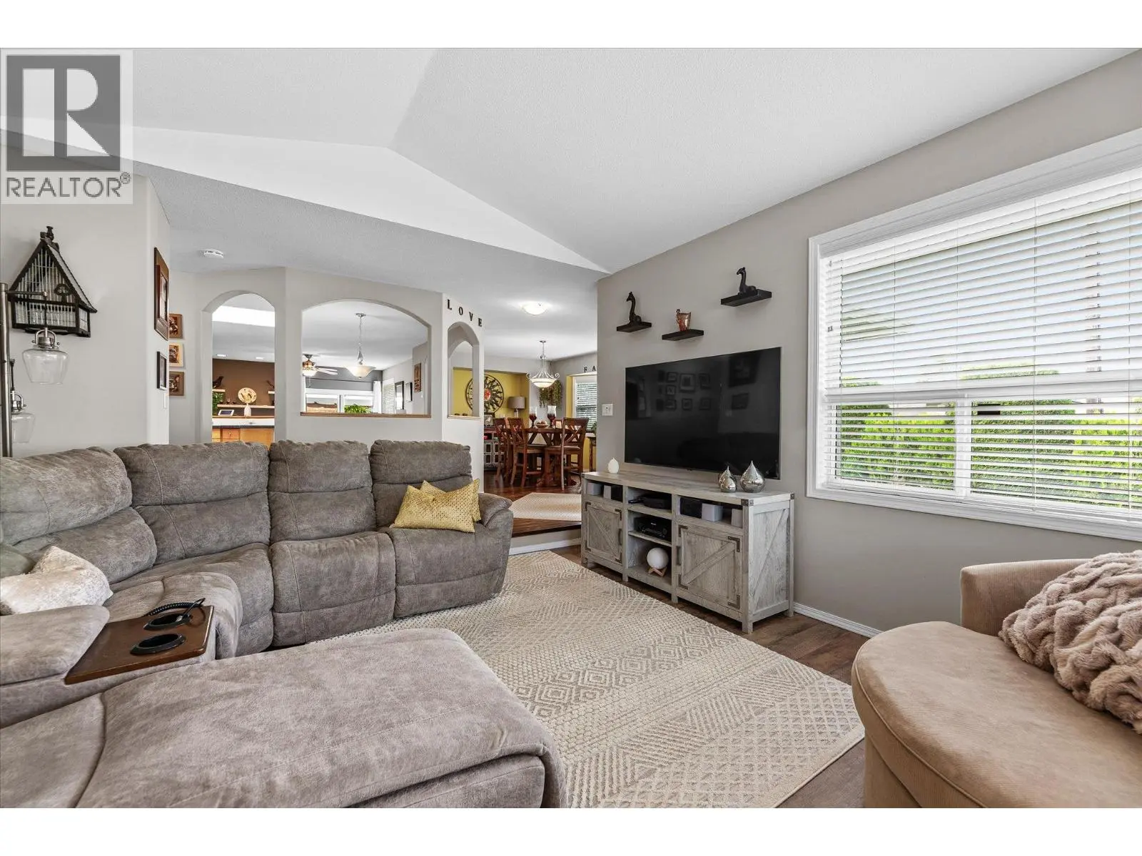 301 Fizet Avenue. Kelowna, British Columbia